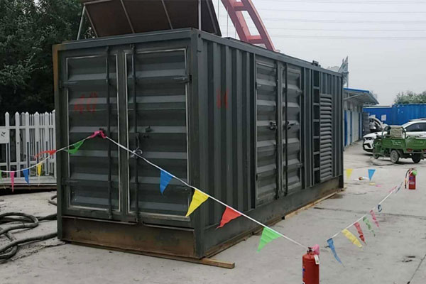 阳新发电机租赁空气滤清器多久更换一次?